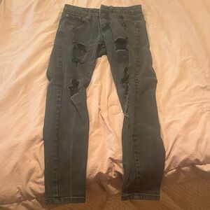 Aeropostale Women’s Distressed Black Jeggings